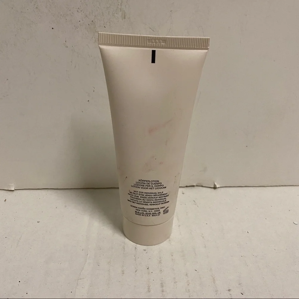 Donna Karan Cashmere Mist Body Lotion for Women